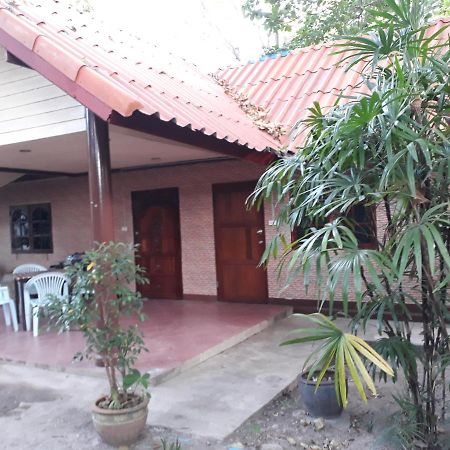 Hans Strand Bungalows Ko Lanta エクステリア 写真