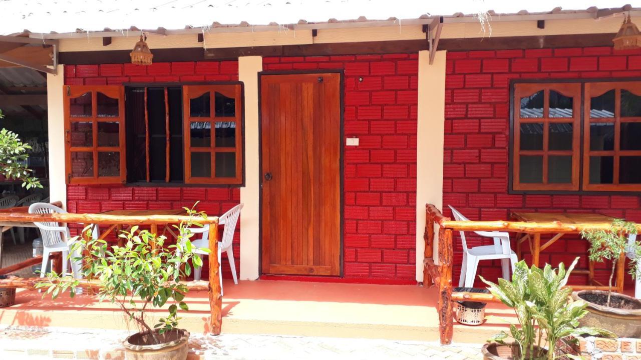 Hans Strand Bungalows Ko Lanta エクステリア 写真